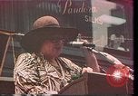 Standbild prominent 1970er amerikanischen Frauen Houston Texas USA, 1977, aus Sekunde 19 historischem Filmmaterial Videoclip 65675029729