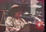 Standbild prominent 1970er amerikanischen Frauen Houston Texas USA, 1977, aus Sekunde 22 historischem Filmmaterial Videoclip 65675029729