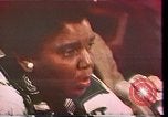 Standbild prominent 1970er amerikanischen Frauen Houston Texas USA, 1977, aus Sekunde 50 historischem Filmmaterial Videoclip 65675029729
