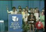 Standbild Bella Abzug Houston Texas USA, 1977, aus Sekunde 20 historischem Filmmaterial Videoclip 65675029731