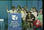 Standbild Bella Abzug Houston Texas USA, 1977, aus Sekunde 22 historischem Filmmaterial Videoclip 65675029731