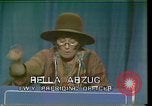 Standbild Bella Abzug Houston Texas USA, 1977, aus Sekunde 61 historischem Filmmaterial Videoclip 65675029731