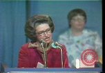 Standbild Lady Bird Johnson Houston Texas USA, 1977, aus Sekunde 8 historischem Filmmaterial Videoclip 65675029732