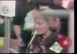 Immagine di Risoluzione di assicurazione Houston Texas USA, 1977, secondo 15 filmato di repertorio 65675029740