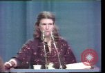 Immagine di Casalinghe' Risoluzione Houston Texas USA, 1977, secondo 20 filmato di repertorio 65675029742