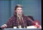 Immagine di Casalinghe' Risoluzione Houston Texas USA, 1977, secondo 26 filmato di repertorio 65675029742