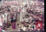 Immagine di Casalinghe' Risoluzione Houston Texas USA, 1977, secondo 32 filmato di repertorio 65675029742