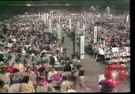 Immagine di Casalinghe' Risoluzione Houston Texas USA, 1977, secondo 42 filmato di repertorio 65675029742