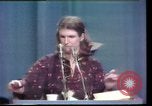Immagine di Casalinghe' Risoluzione Houston Texas USA, 1977, secondo 45 filmato di repertorio 65675029742