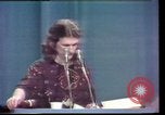 Immagine di Casalinghe' Risoluzione Houston Texas USA, 1977, secondo 47 filmato di repertorio 65675029742