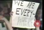 Image Maxine Waters présente les résolutions pour les femmes des minorités Houston Texas USA, 1977, de la seconde 4 séquences d'archives historiques vidéo 65675029744