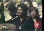 Image Maxine Waters présente les résolutions pour les femmes des minorités Houston Texas USA, 1977, de la seconde 40 séquences d'archives historiques vidéo 65675029744