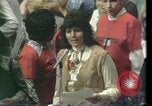Image Maxine Waters présente les résolutions pour les femmes des minorités Houston Texas USA, 1977, de la seconde 56 séquences d'archives historiques vidéo 65675029744