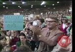 Image protester contre le National Womens Conférence Texas United States USA, 1977, de la seconde 46 séquences d'archives historiques vidéo 65675029745