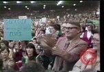 Image protester contre le National Womens Conférence Texas United States USA, 1977, de la seconde 47 séquences d'archives historiques vidéo 65675029745