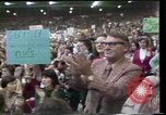 Image protester contre le National Womens Conférence Texas United States USA, 1977, de la seconde 48 séquences d'archives historiques vidéo 65675029745