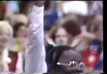 Standbild Phyllis Schlafly spricht gegen ERA und gleichgeschlechtliche Ehe Houston Texas USA, 1977, aus Sekunde 48 historischem Filmmaterial Videoclip 65675029746