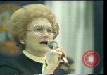 Standbild Beth Hobbs Texas United States USA, 1977, aus Sekunde 35 historischem Filmmaterial Videoclip 65675029748