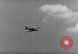 Image P-39's des commandes du poste de pilotage United States USA, 1942, de la seconde 10 séquences d'archives historiques vidéo 65675029752