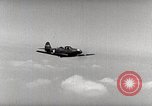 Image P-39's des commandes du poste de pilotage United States USA, 1942, de la seconde 34 séquences d'archives historiques vidéo 65675029752