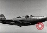 Image P-39's des commandes du poste de pilotage United States USA, 1942, de la seconde 52 séquences d'archives historiques vidéo 65675029752