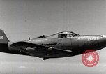 Image P-39's des commandes du poste de pilotage United States USA, 1942, de la seconde 54 séquences d'archives historiques vidéo 65675029752