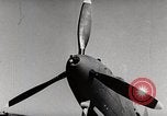 Image P-39's contrôles de carburant United States USA, 1942, de la seconde 5 séquences d'archives historiques vidéo 65675029753