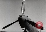 Image P-39's contrôles de carburant United States USA, 1942, de la seconde 7 séquences d'archives historiques vidéo 65675029753