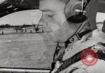 Image P-39's contrôles de taxi United States USA, 1942, de la seconde 17 séquences d'archives historiques vidéo 65675029754