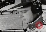 Image P-39's contrôles de taxi United States USA, 1942, de la seconde 18 séquences d'archives historiques vidéo 65675029754