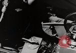 Image P-39's contrôles de taxi United States USA, 1942, de la seconde 24 séquences d'archives historiques vidéo 65675029754