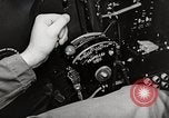 Image P-39's contrôles de taxi United States USA, 1942, de la seconde 43 séquences d'archives historiques vidéo 65675029754