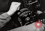 Image P-39's contrôles de taxi United States USA, 1942, de la seconde 44 séquences d'archives historiques vidéo 65675029754
