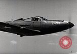 Standbild P-39's die Kontrollen der Anlandungen United States USA, 1942, aus Sekunde 9 historischem Filmmaterial Videoclip 65675029756
