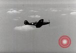 Standbild P-39's die Kontrollen der Anlandungen United States USA, 1942, aus Sekunde 27 historischem Filmmaterial Videoclip 65675029756