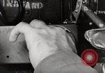 Standbild P-39's die Kontrollen der Anlandungen United States USA, 1942, aus Sekunde 56 historischem Filmmaterial Videoclip 65675029756