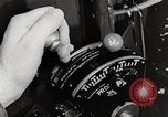 Standbild P-39's die Kontrollen der Anlandungen United States USA, 1942, aus Sekunde 61 historischem Filmmaterial Videoclip 65675029756