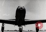 Standbild P-39 Airacobra Ausübung Flugzeuge United States USA, 1942, aus Sekunde 33 historischem Filmmaterial Videoclip 65675029757