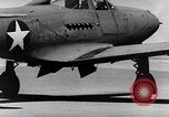 Standbild P-39 Airacobra Ausübung Flugzeuge United States USA, 1942, aus Sekunde 37 historischem Filmmaterial Videoclip 65675029757