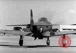 Standbild P-39 Airacobra Ausübung Flugzeuge United States USA, 1942, aus Sekunde 41 historischem Filmmaterial Videoclip 65675029757