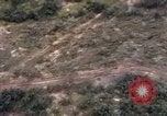 Image effacé zone forestière Bein Hoa le Vietnam du Sud, 1967, de la seconde 5 séquences d'archives historiques vidéo 65675029761
