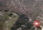 Image effacé zone forestière Bein Hoa le Vietnam du Sud, 1967, de la seconde 24 séquences d'archives historiques vidéo 65675029761