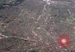 Image effacé zone forestière Bein Hoa le Vietnam du Sud, 1967, de la seconde 31 séquences d'archives historiques vidéo 65675029761