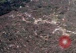 Image effacé zone forestière Bein Hoa le Vietnam du Sud, 1967, de la seconde 38 séquences d'archives historiques vidéo 65675029761