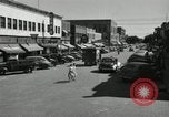 Immagine di Strada trafficata scena North Platte Nebraska USA, 1945, secondo 10 filmato di repertorio 65675029767