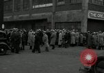 Immagine di Scaricate i dipendenti Cleveland Ohio USA, 1934, secondo 9 filmato di repertorio 65675029770
