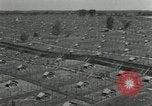 Standbild mink Pelz Farm Thiensville Wisconsin USA, 1934, aus Sekunde 6 historischem Filmmaterial Videoclip 65675029774