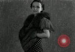 Standbild mink Pelz Farm Thiensville Wisconsin USA, 1934, aus Sekunde 46 historischem Filmmaterial Videoclip 65675029774