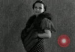 Standbild mink Pelz Farm Thiensville Wisconsin USA, 1934, aus Sekunde 50 historischem Filmmaterial Videoclip 65675029774
