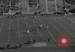 Immagine di Football americano New Haven Connecticut USA, 1934, secondo 26 filmato di repertorio 65675029777